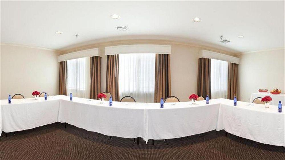 Staybridge Suites Of Durham - Chapel Hill - Rtp By Ihg מראה חיצוני תמונה
